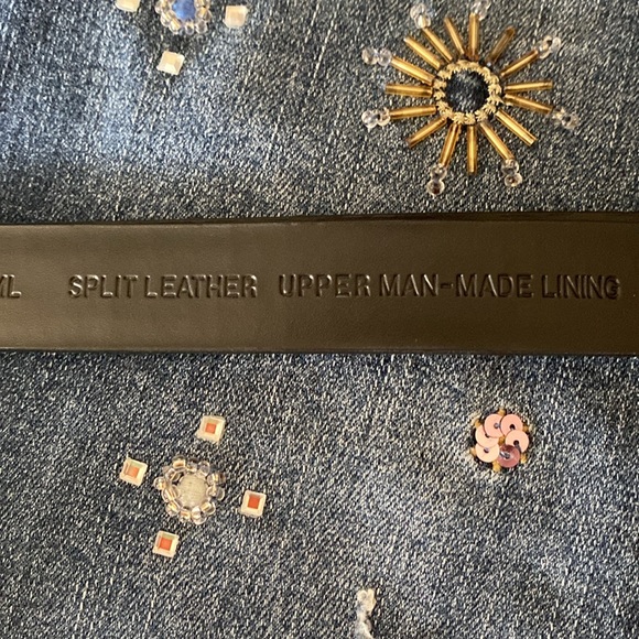 Chicos blue green buckle belt with slide adjustment 27-45” - Picture 3 of 5